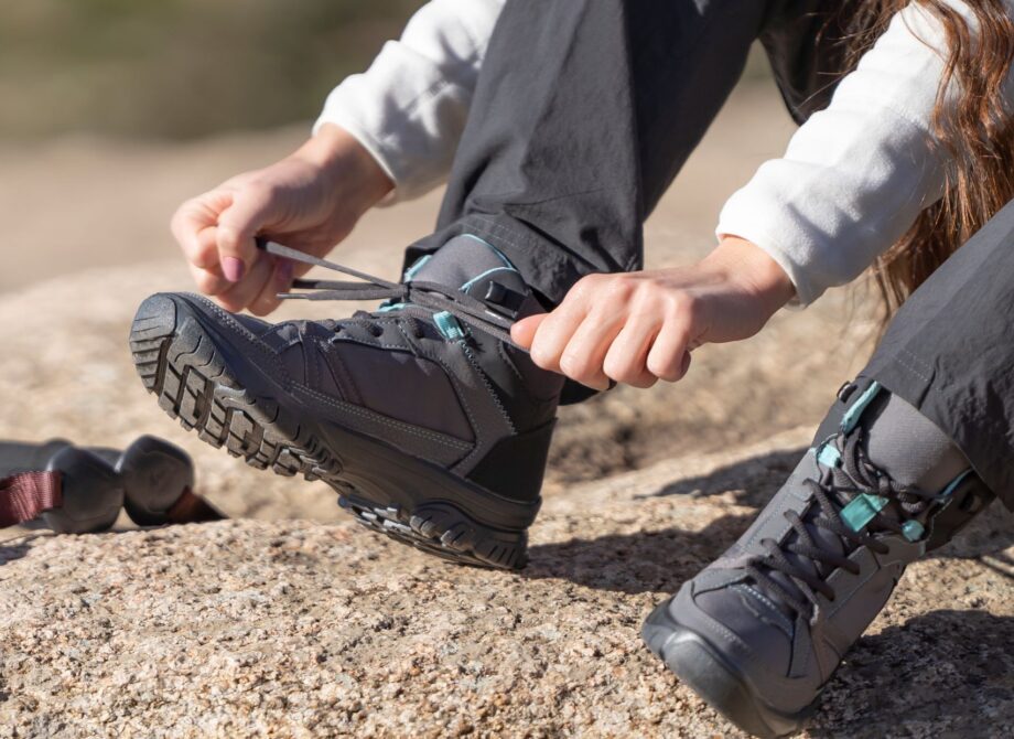 Jakie buty w góry na lato? Najważniejsze cechy letnich butów turystycznych
