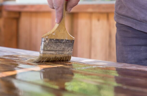 Bejcowanie drewna – jak wykonać je poprawnie?