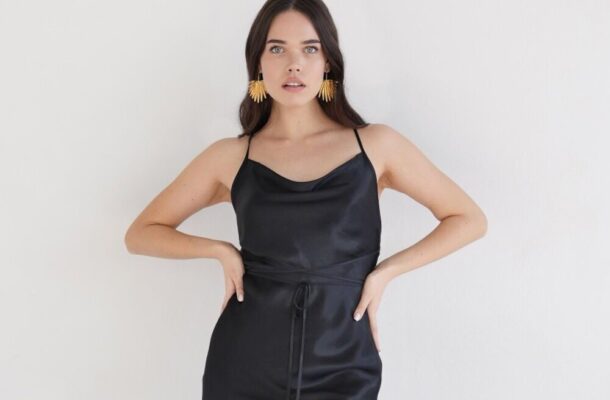 Jak dopasować sukienki polskich marek do okazji? Poznaj sprawdzone sposoby