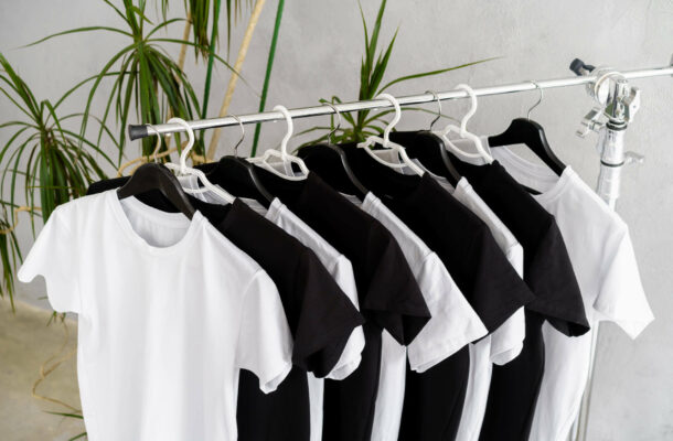 Gramatura koszulki – jak wybrać najlepszą i na co zwrócić uwagę? 