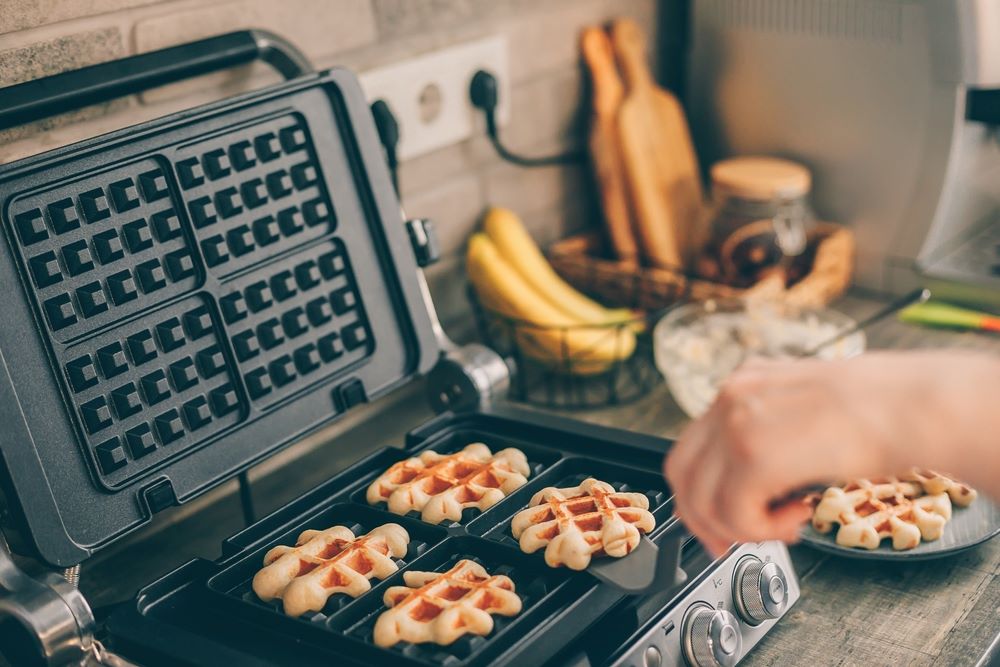 Najlepsze opiekacze i gofrownice na rynku – przegląd dostępnych modeli