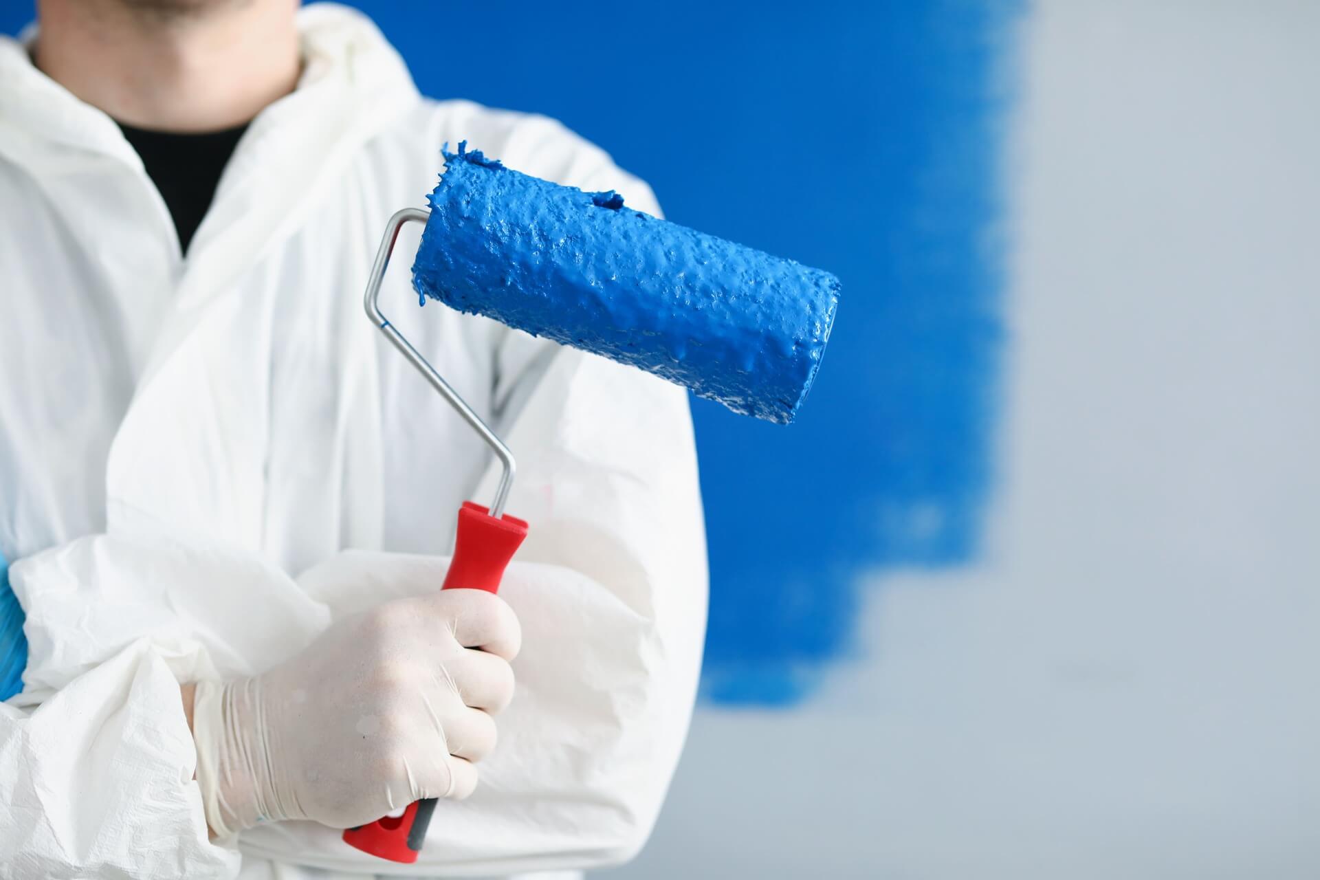 Jakie czynniki wpływają na zarobki malarzy?