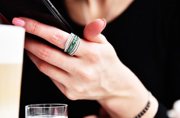 Pierścionek na gumce – odkryj doskonałe rozwiązanie!