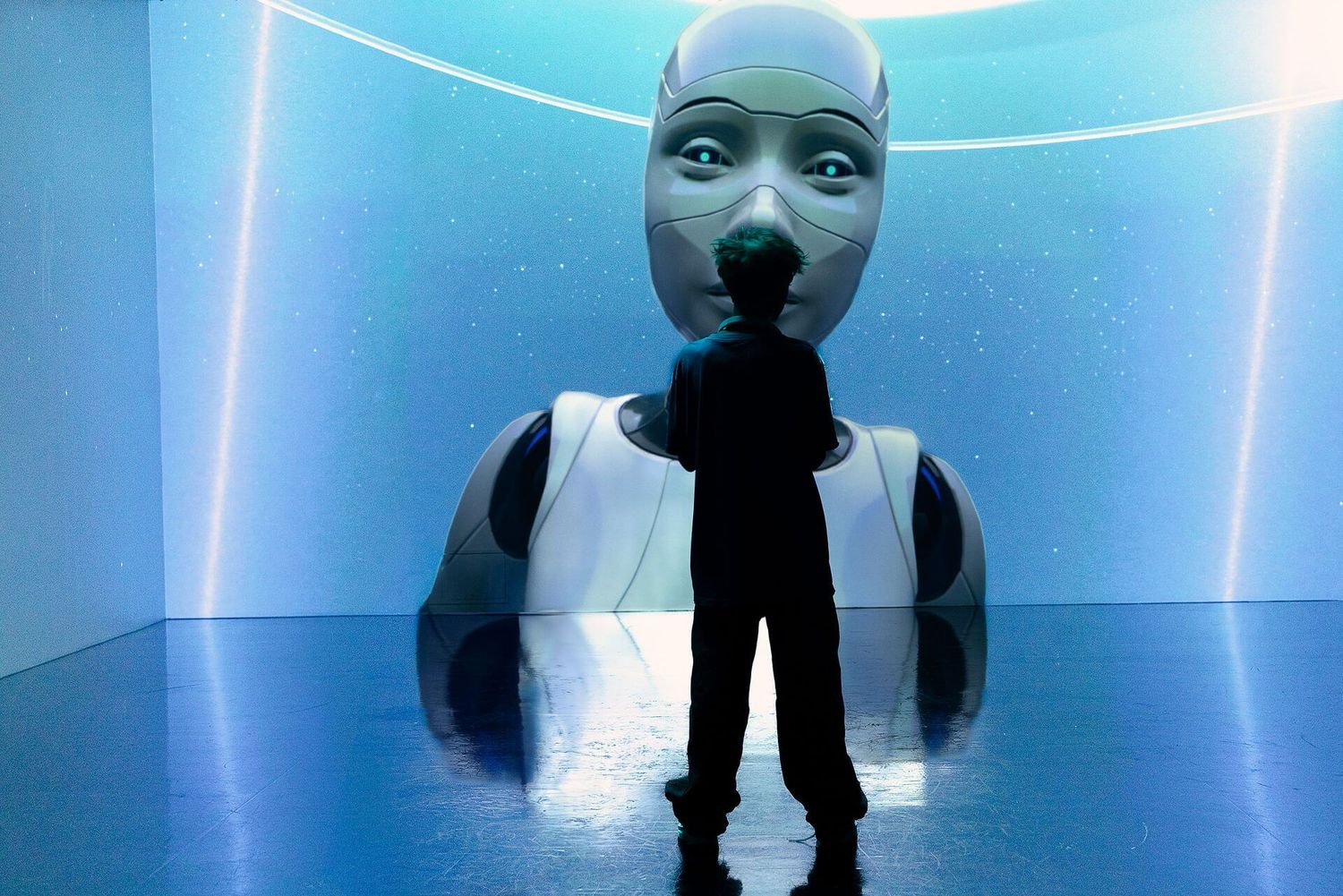 Wirtualna rzeczywistość a sztuka immersyjna. Nowe perspektywy twórcze