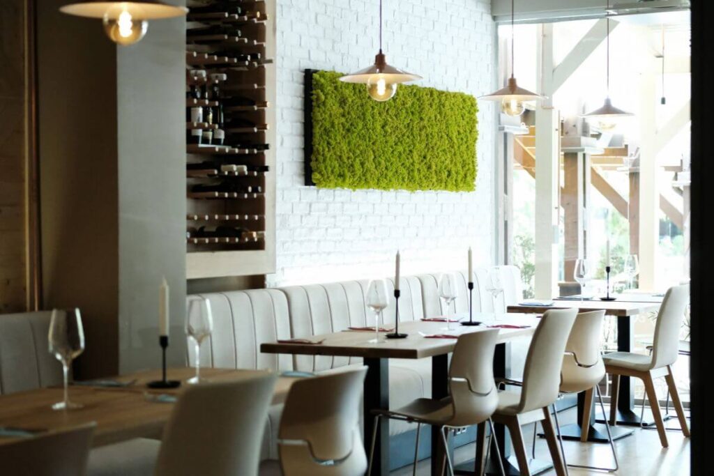 Mech chrobotek - cena na obraz w całości pokryty mchem Obraz z mchu w formie zielonego panelu dekoracyjnego na ścianie