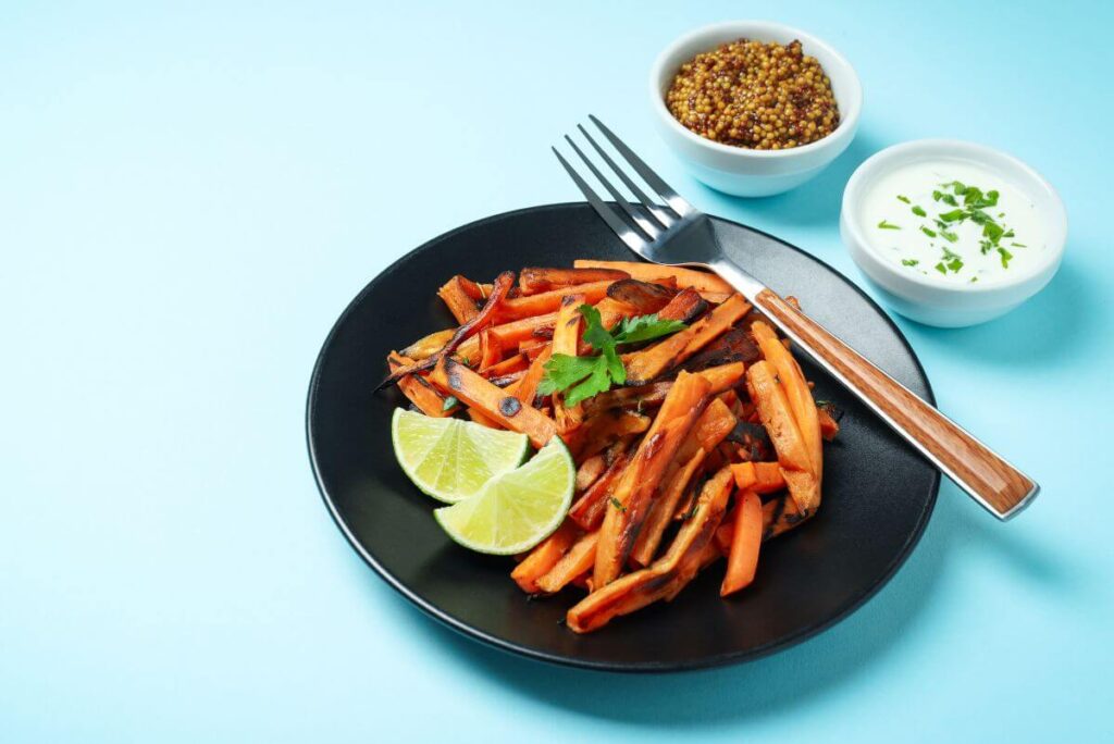 Zdrowe frytki z marchewki z air fryera Frytkownica beztłuszczowa - przepisy. Frytki z marchewki