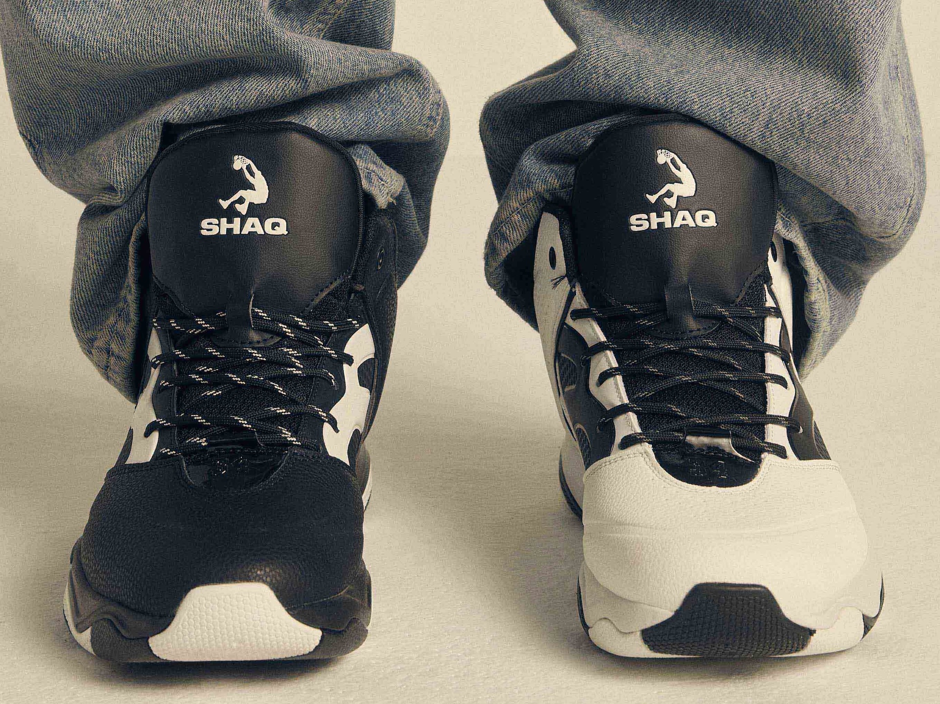 Jakie kolory męskich sneakersów królują w 2025?