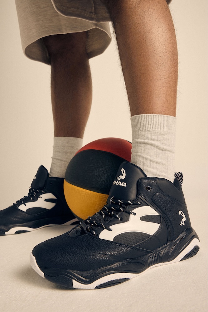 buty sportowe do grania w koszykówkę Shaq czarne sneakersy Shaq z białym znaczkiem