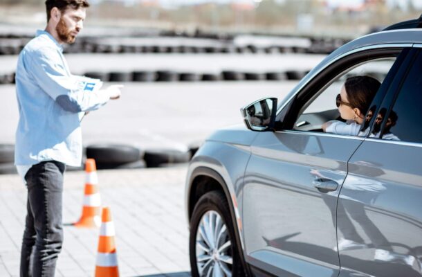 Jak zapisać się na prawo jazdy? Poradnik dla przyszłych kierowców