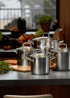 Na co zwracać uwagę przy zakupie zestawu garnków?