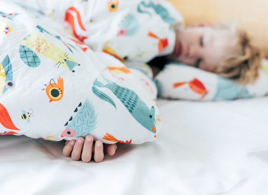 Jak wybrać funkcjonalne i bezpieczne łóżko dziecięce?