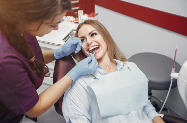 Czym zajmuje się stomatolog?