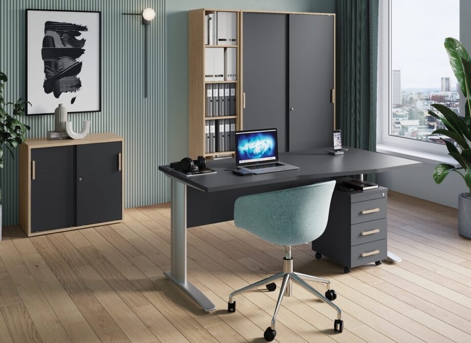 Małe biuro, duże potrzeby – jak nie zagracić 15–25 m² i zmieścić wszystko, co trzeba