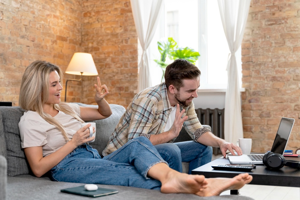 Czy warto mieć połączone wszystkie usługi? Zalety łączenia internetu, TV i abonamentu!