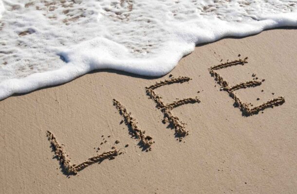 Cytaty o życiu – krótkie i dopasowane. Lista 120 tekstów do wykorzystania