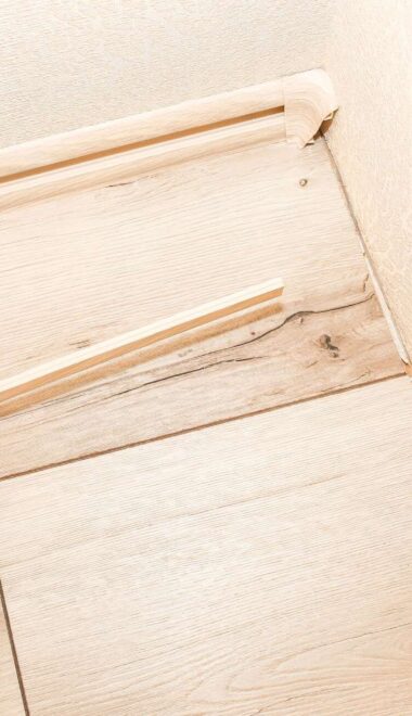 Montaż listew przypodłogowych – cena w 2026 roku