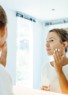 Sposoby na skuteczne nawilżenie skóry twarzy