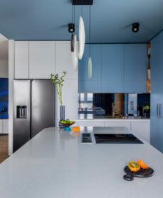 Sufit podwieszany w kuchni – najważniejsze informacje, aranżacje i porady, jak zrobić