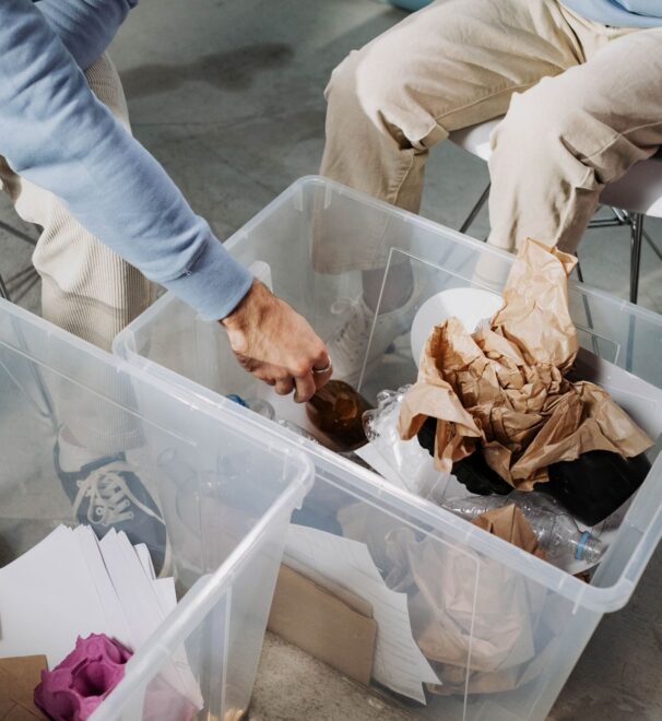 Organizacja odzysku jako partner biznesu – jak połączyć odbiór odpadów, doradztwo środowiskowe i formalności recyklingowe?