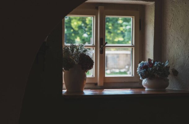 Renowacja parapetu z granitu – polerowanie i usuwanie rys w domu